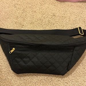 Canvelle Quilted Black Fanny (Oversized)